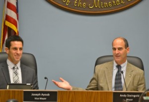 Joe Ayoub and Andy Steingold will both run for mayor in the 2014 Safety Harbor municipal election.