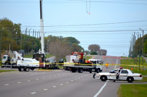 A small plane crashed on McMullen Booth Road in Safety Harbor early Saturday morning, killing the 53-year-old pilot.