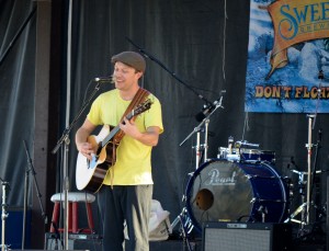 Ryan Montbleau performs at the Singer Songwriter Festival.